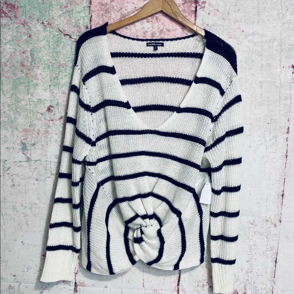 Charlotte Russe‎ Plus Size 1X Striped V-Neck Twist Front Knot Sweater